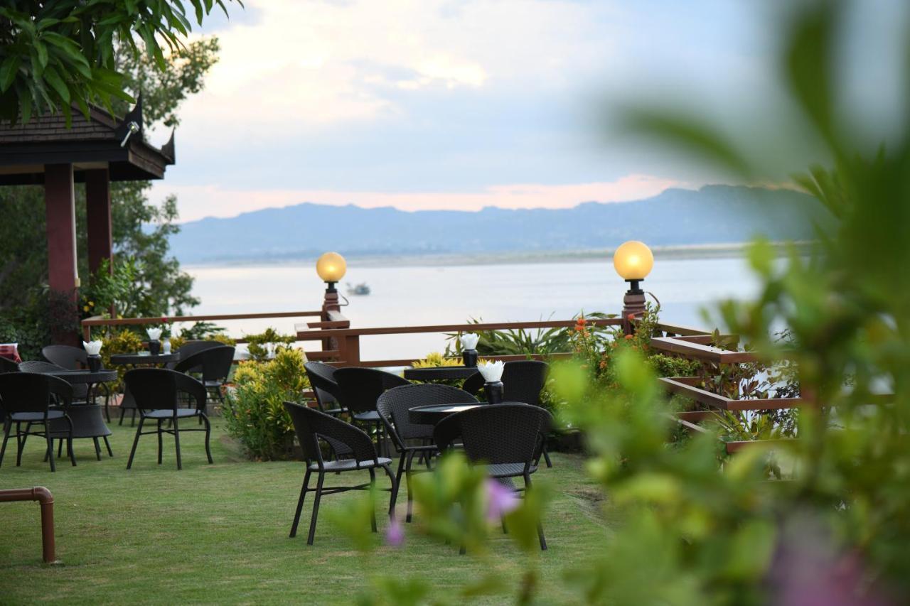 Aye Yar River View Resort Bagan Kültér fotó