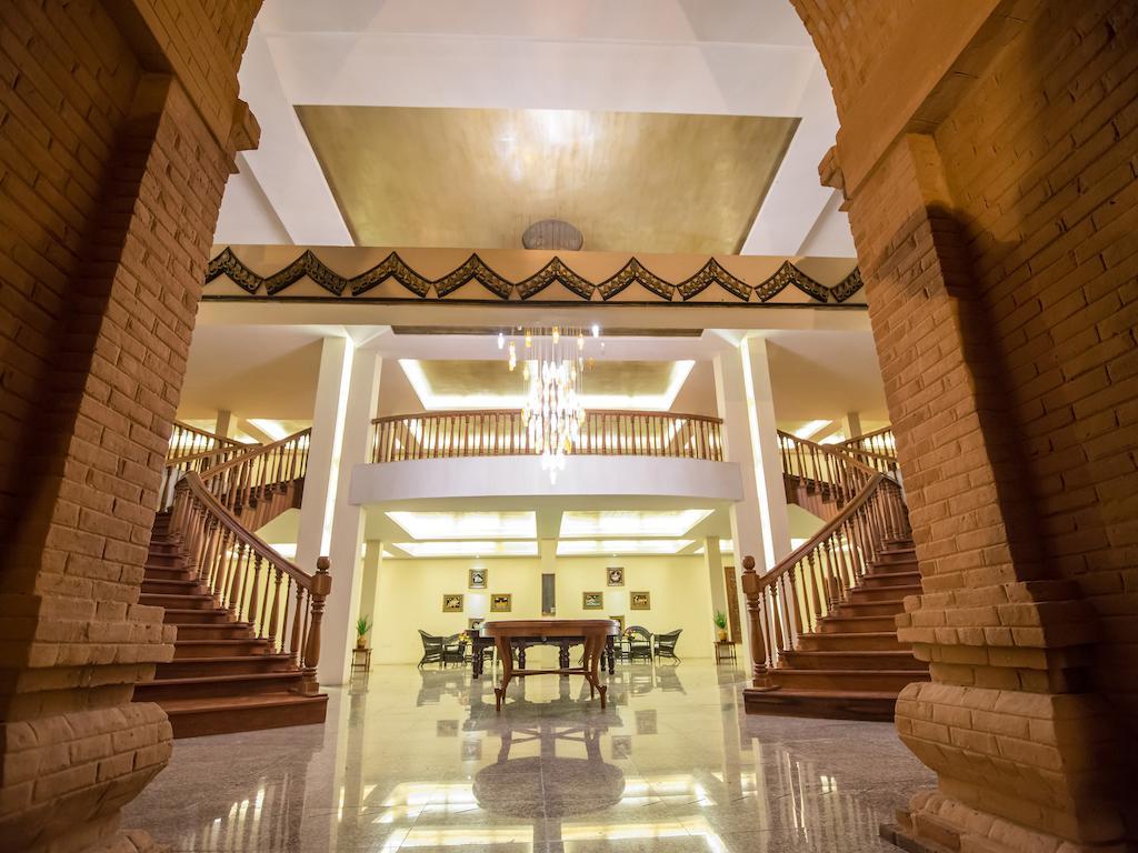 Aye Yar River View Resort Bagan Kültér fotó