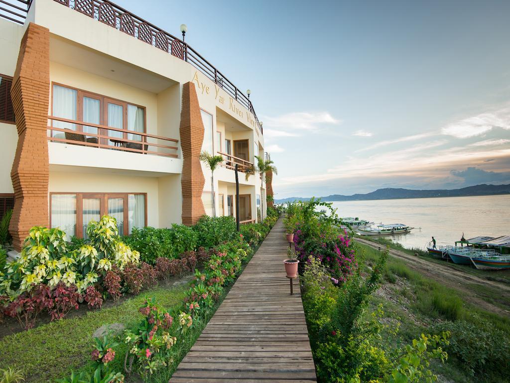 Aye Yar River View Resort Bagan Kültér fotó