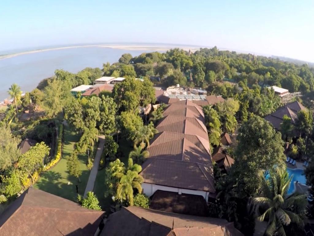 Aye Yar River View Resort Bagan Kültér fotó