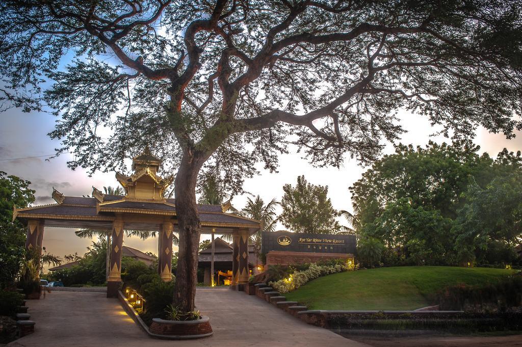 Aye Yar River View Resort Bagan Kültér fotó