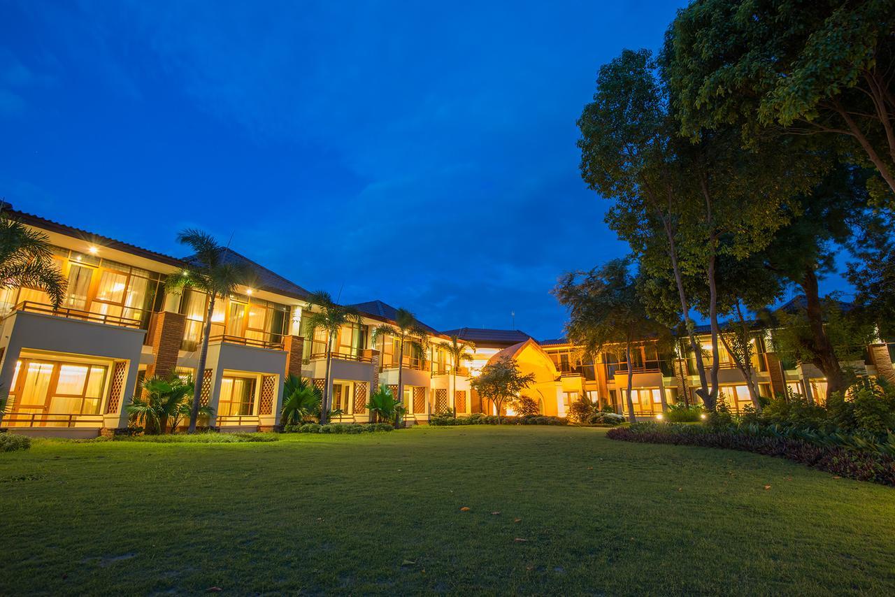 Aye Yar River View Resort Bagan Kültér fotó
